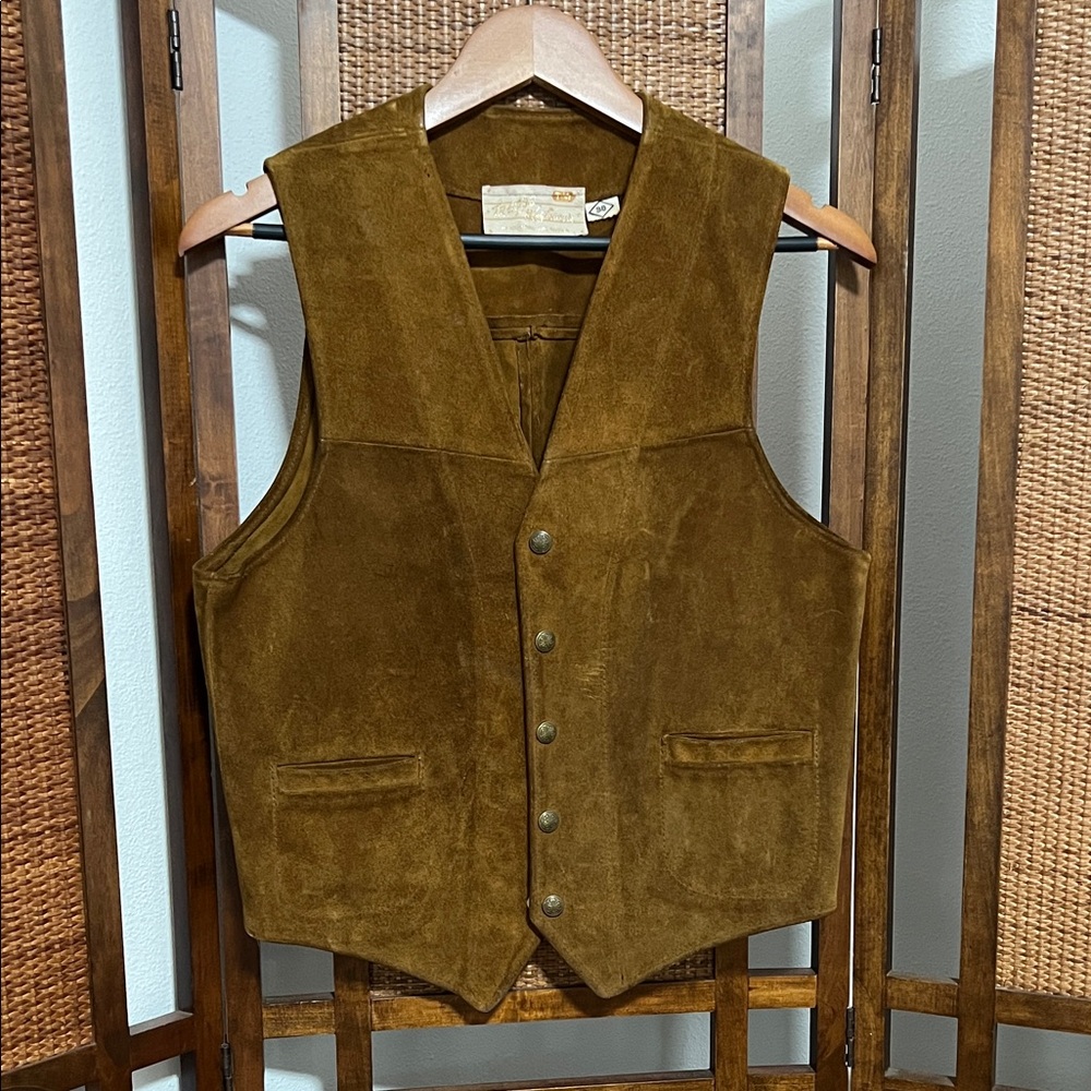 Trego’s Westwear Brown Suede Vest Size 38